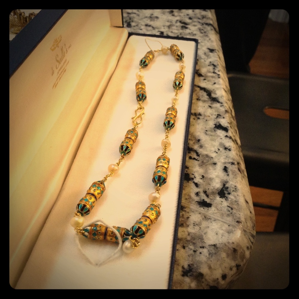 Vintage Gold and Pearl Necklace